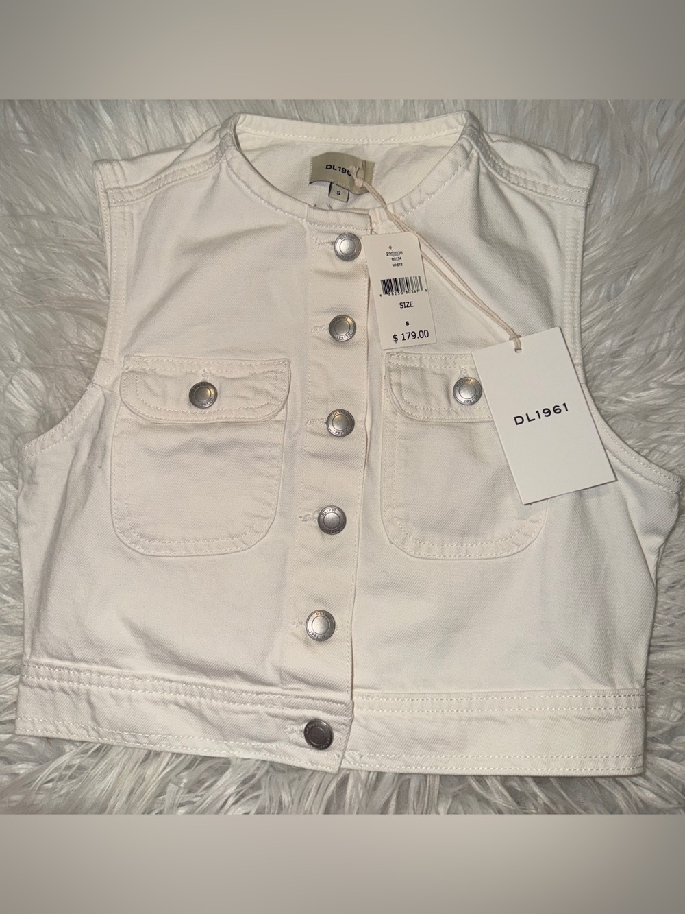 DL1961
Cropped Denim Vest NWT